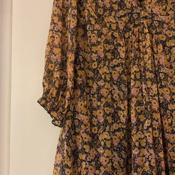 Zara dress. Three quarter sleeve - Picture 3 of 5